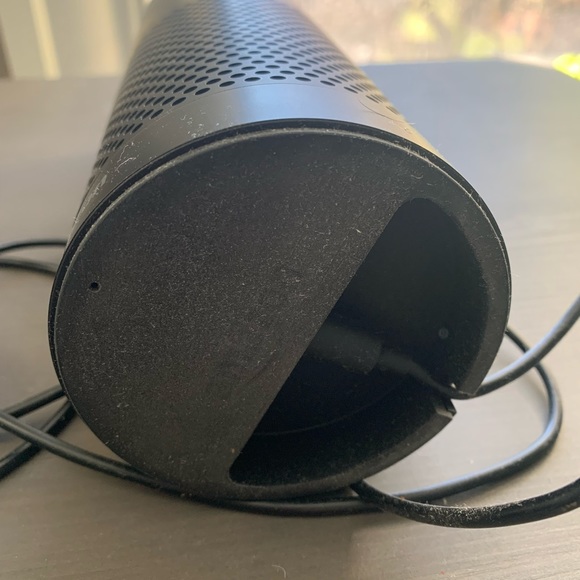 Amazon Alexa Echo - 1st Edition - Picture 5 of 5